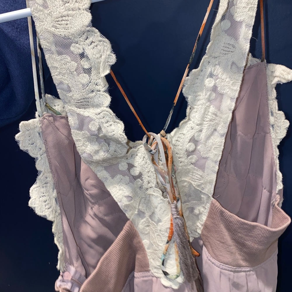 Buckle Lavender Lace Strappy Back Tank Top